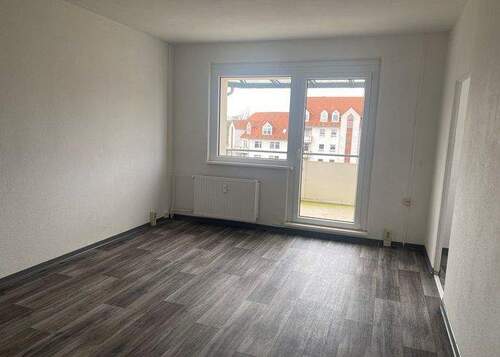 Wohnzimmer - 1 Zimmer Etagenwohnung zur Miete in Oschersleben