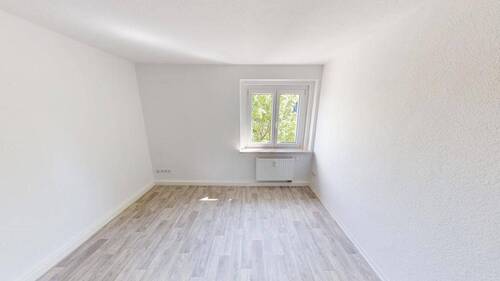 Wohnzimmer - 3-Raum-Wohnung in ruhiger Seitenstraße gelegen, Gartennutzung möglich