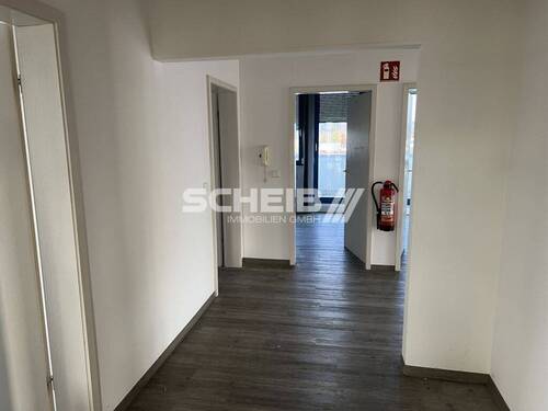 Vinylboden im 2. Obergeschoss - 