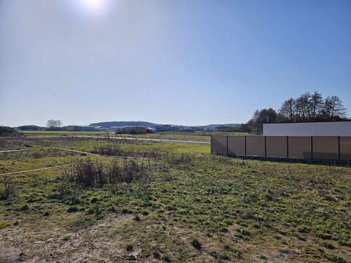 Hausnr.14 direkt am Spielplatz - 