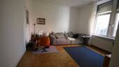 Wohnzimmer 2 - 2 Zimmer Etagenwohnung zur Miete in Frankfurt am Main