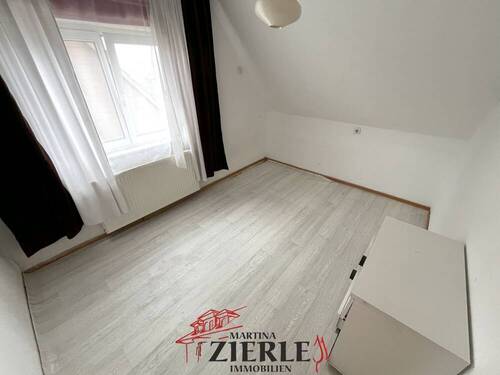 4_Schlafzimmer (2) - Etagenwohnung mit 76,00 m² in Eislingen/Fils zum Kaufen