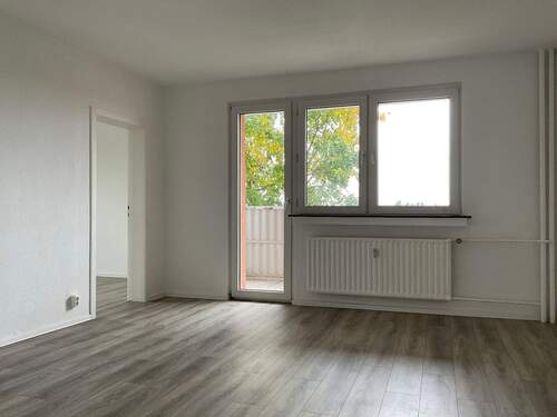 Wohnzimmer - 3 Zimmer Etagenwohnung zur Miete in Düren