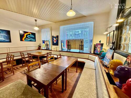 Gaststätte - Mehrfamilienhaus, Wohnhaus mit 256,00 m² in Remscheid zum Kaufen