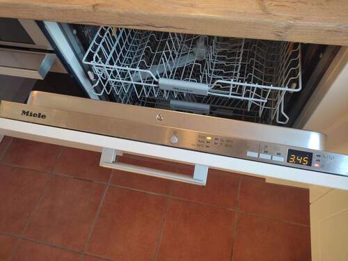 hochwertige Miele-Spülmaschine - 