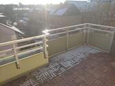 Dachterrasse mit neuem Boden - 2 Zimmer Etagenwohnung in Monheim am Rhein