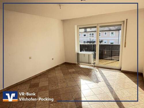 Titelbild - Lichtdurchflutetes Schmuckstück mit Potenzial: 3-Zimmer-Wohnung in Kirchham