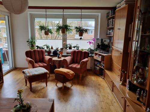 Wohnzimmer - Etagenwohnung mit 89,50 m² in Hannover zum Kaufen