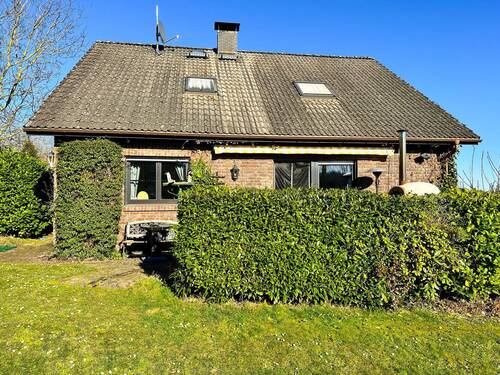 Hausansicht - 4 Zimmer Einfamilienhaus in Flammersfeld
