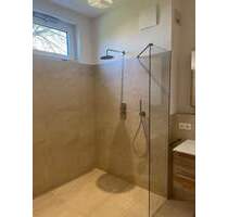 BARRIEREFREIE-BEHINDERTENGERECHTE 2 ZIMMER-WOHNUNG IM EG- MIT RAMPE-NEUE EBK - Schweinfurt Oberndorf