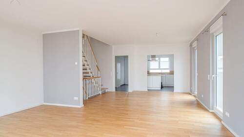 Offener-Wohnbereich - 5 Zimmer Doppelhaushälfte zum Kaufen in Berlin