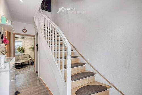 Treppe - 4 Zimmer Reihenmittelhaus in Lüdinghausen