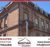 Stilvolles 6-Familien-Gründerzeithaus mit Hof, 3 Garagen und idyllischem Garten in Osthofen!
