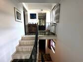 Treppe zum Obergeschoss - 