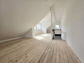5. Zimmer oder 5. 6. und 7. Zimmer im Dachgeschoss - 