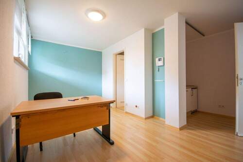 Geräumige Einheit - Büro in Regensburg