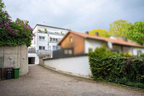 Zufahrt zum Haus - 
