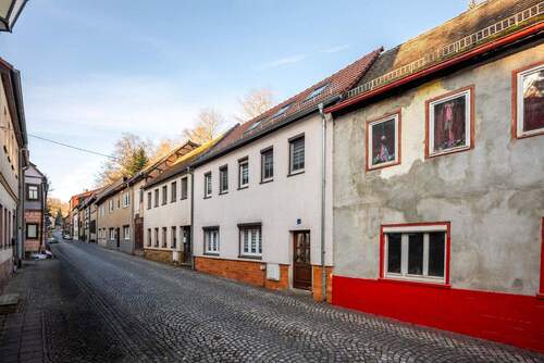 Straßenansicht (2) - 5 Zimmer Reihenmittelhaus zum Kaufen in Stadtroda