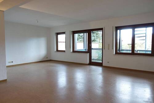 Wohn-/Esszimmer 1. Whg. - Mehrfamilienhaus, Wohnhaus mit 261,00 m² in Stutensee zum Kaufen