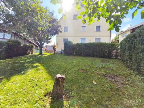 Außenansicht - Wohnen und Arbeiten unter einem Dach: Vielseitiges Anwesen in Waldachtal