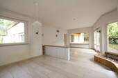 ESS- / WOHNZIMMER 1 - 6 Zimmer Einfamilienhaus zum Kaufen in Darmstadt