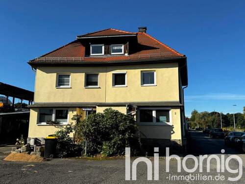 Hauptansicht rechte Seite - Vollentkernte DHH in Bischofswerda wartet auf Sanierung