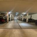 großzügige Tiefgarage Innenansicht - Garage, Stellplatz in Ottobrunn