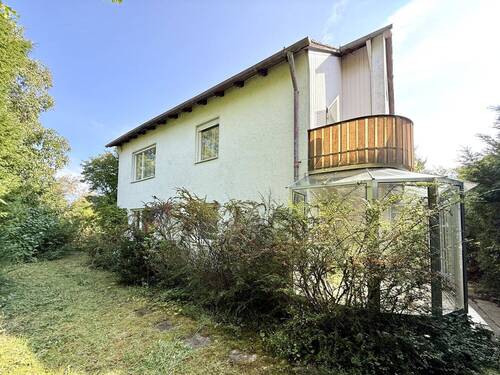 Einfamilienhaus mit Wintergarten - 