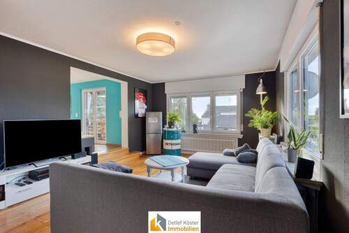 Wohnzimmer - Einfamilienhaus mit 130,00 m² in Kurtscheid zum Kaufen