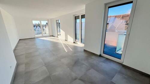 Wohnbereich - 4 Zimmer Etagenwohnung zur Miete in Auenstein-Ilsfeld