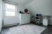 Schlafzimmer 1 OG Vorderhaus - 