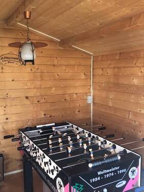 Gemeinschaftraum Fussballkicker.jpg - 