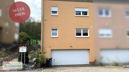 Frontansicht - TOP LAGE! 3 SZ GARTEN + GROSSE GARAGE IN PERL!