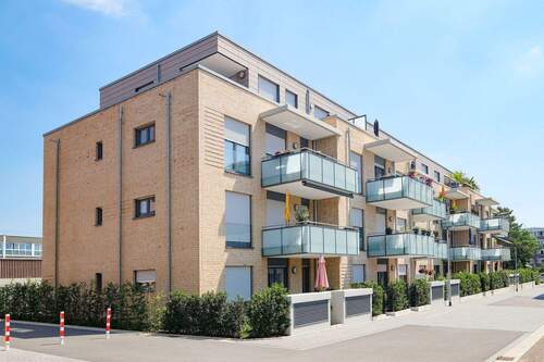 Gartenseite - 3 Zimmer Etagenwohnung zur Miete in Langenfeld