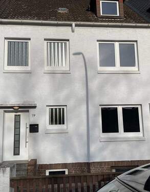 Vorderansicht - 8 Zimmer Reihenmittelhaus zum Kaufen in Bremerhaven