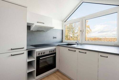 Küche mit Ausblick - 1 Zimmer Einfamilienhaus in Wilsdruff