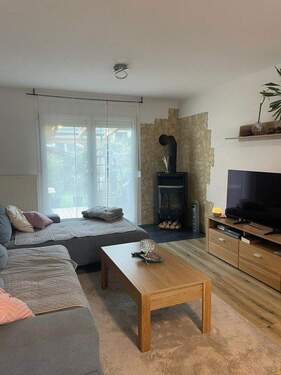 Wohnzimmer - 4 Zimmer Doppelhaushälfte in Laufenburg