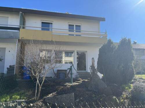 Außen - Viel Platz für die junge Familie - Gepflegtes Reiheneckhaus mit großem Garten in sonniger Wohnlage