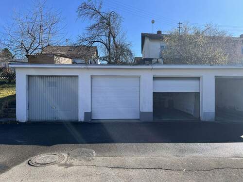 Garage - Reihenendhaus mit 95,00 m&sup2; in Bisingen zum Kaufen