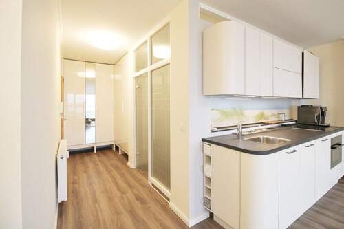 Flur und Garderobe - Etagenwohnung mit 67,00 m&sup2; in Ribnitz-Damgarten zur Miete