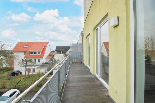 großer Balkon - 