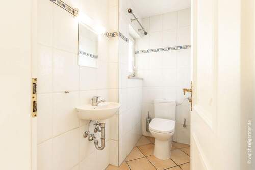 Gäste-WC im EG - 