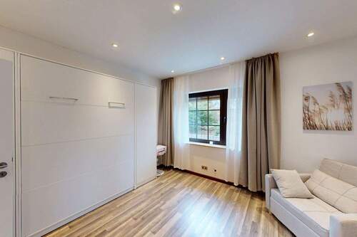 Kinderzimmer/Büro - 