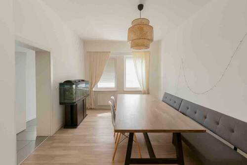 Wohnzimmer - Modernisiertes Reihenmittelhaus in Top Lage - Innenstadtlage von Bad Salzuflen