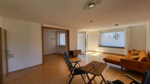 großes Wohnzimmer -.jpg - 