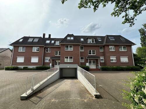 Außenansicht 1/2 - 2-Zimmer-Wohnung mit Balkon in toller Lage von Kirchweyhe
