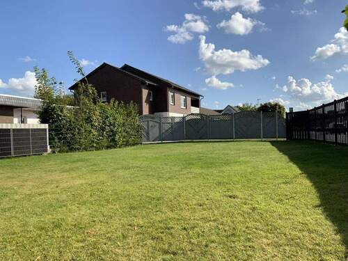 Blick auf das Gartengrundstück - 