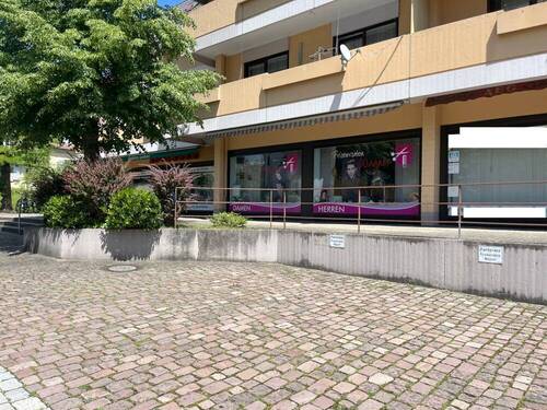 Ansicht - FR-Munzingen: Gewerbeimmobilie mit 2 Parkplätzen in Toplage... vielseitig nutzbar!