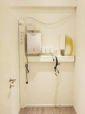 Technik-/Abstellraum - hier Einbau Dusche möglich - 