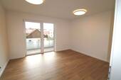 Schlafen - Gewerbeobjekt (Büro, Produktion, Verkauf) in Velden zur Miete